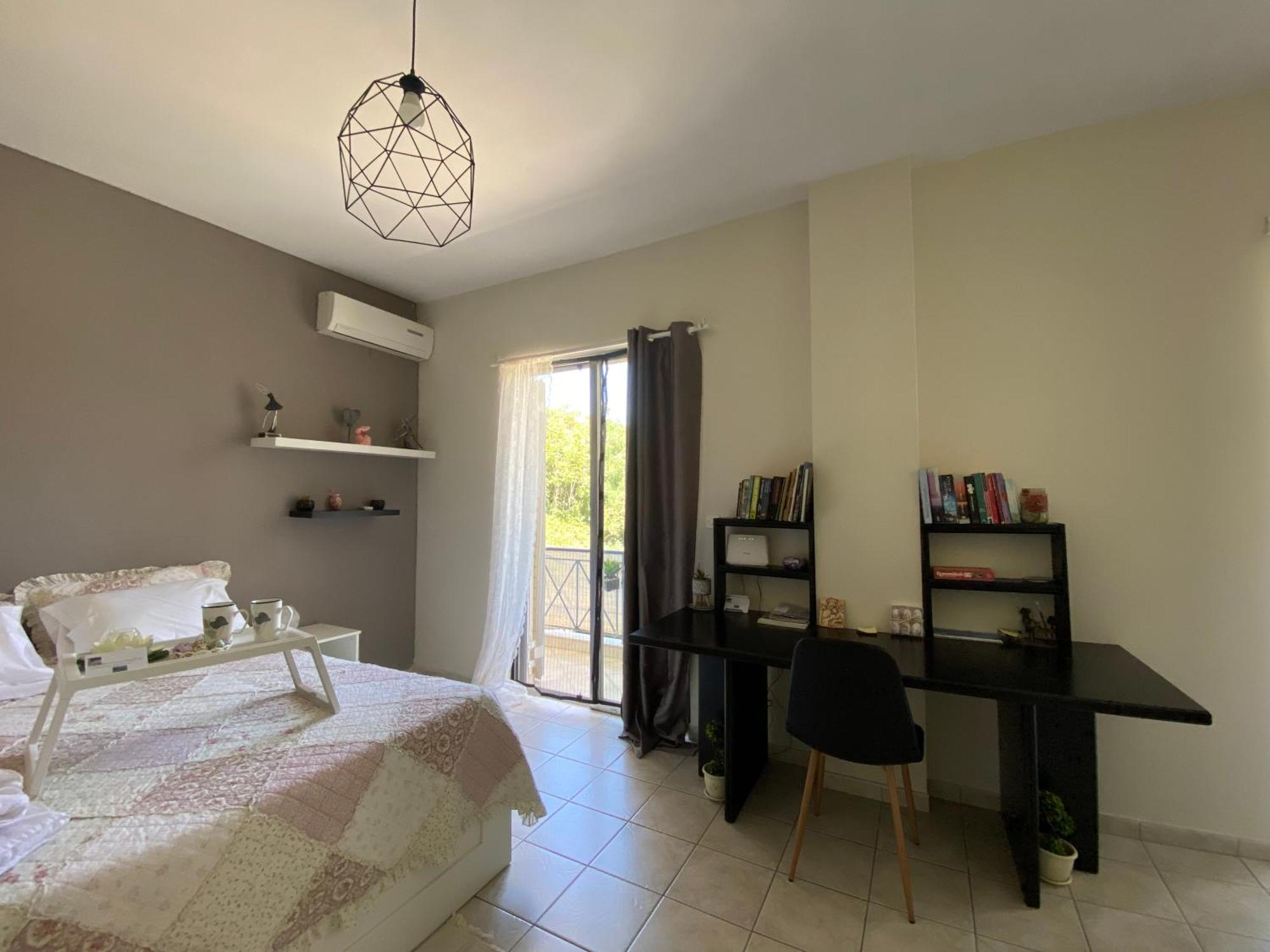 Irinis Apartment In 칼라마타 외부 사진